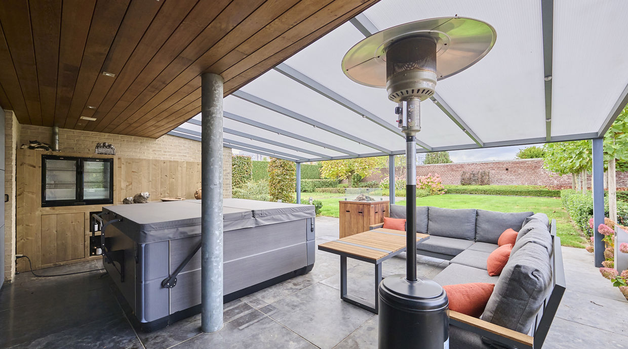 Gebouw voor gemengd gebruik te koop in Bree