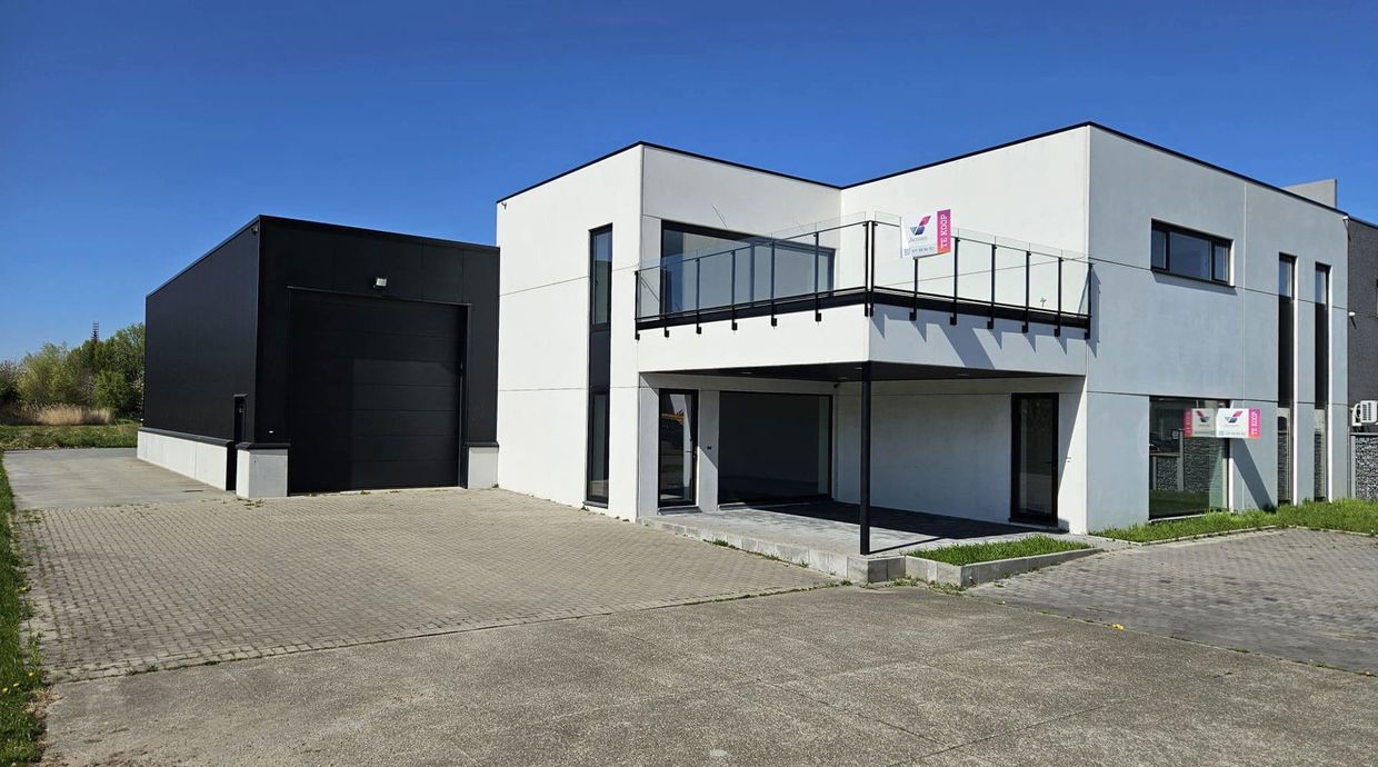 Gebouw voor gemengd gebruik te koop in Diepenbeek