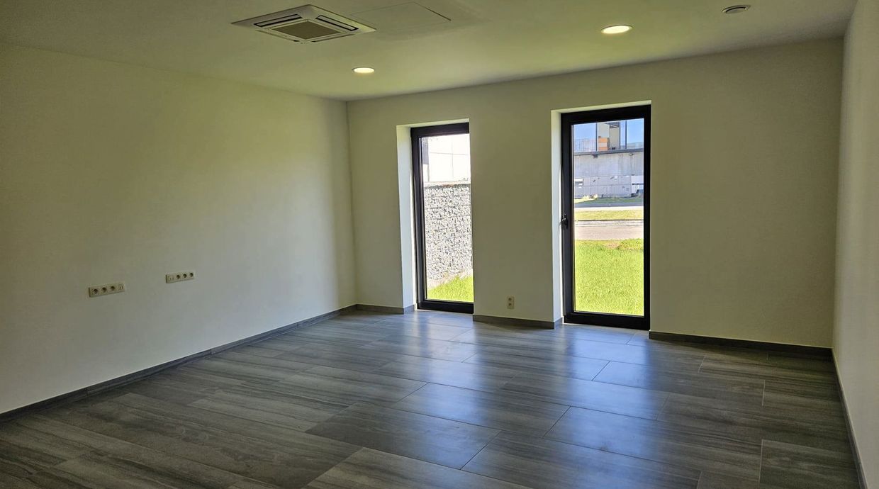 Gebouw voor gemengd gebruik te koop in Diepenbeek