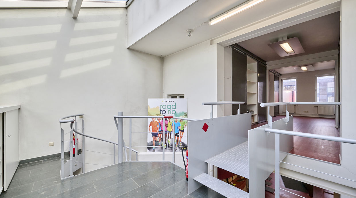 Gebouw voor gemengd gebruik te koop in Hasselt