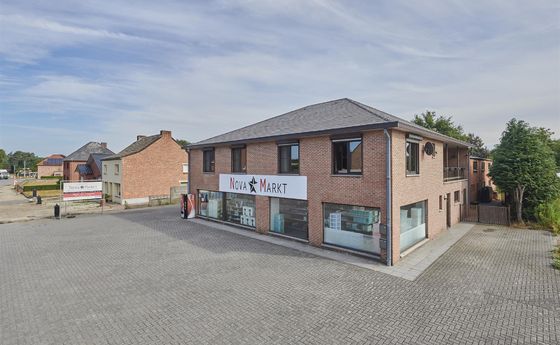 Gebouw voor gemengd gebruik te koop in Hechtel-Eksel