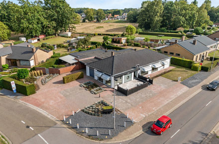 Gebouw voor gemengd gebruik te koop in Heusden-Zolder