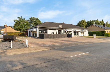 Gebouw voor gemengd gebruik te koop in Heusden-Zolder