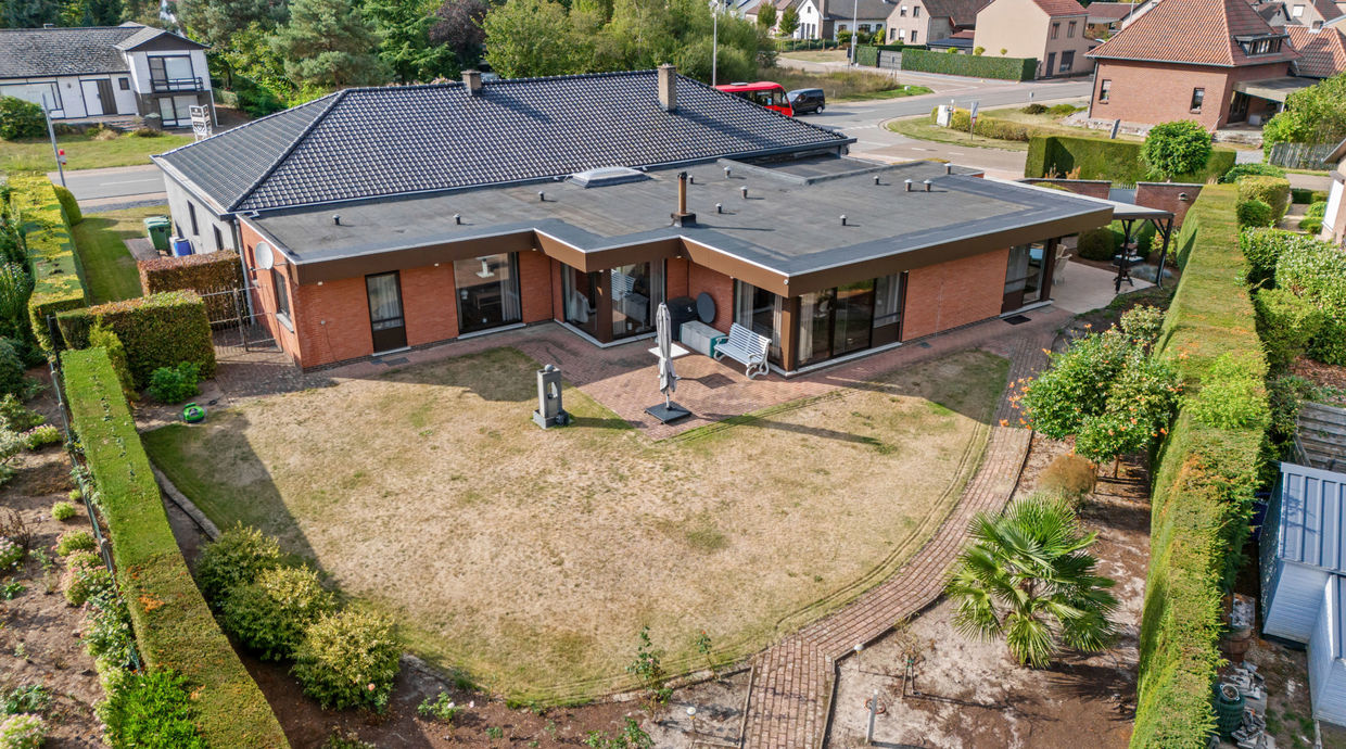 Gebouw voor gemengd gebruik te koop in Heusden-Zolder