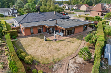 Gebouw voor gemengd gebruik te koop in Heusden-Zolder