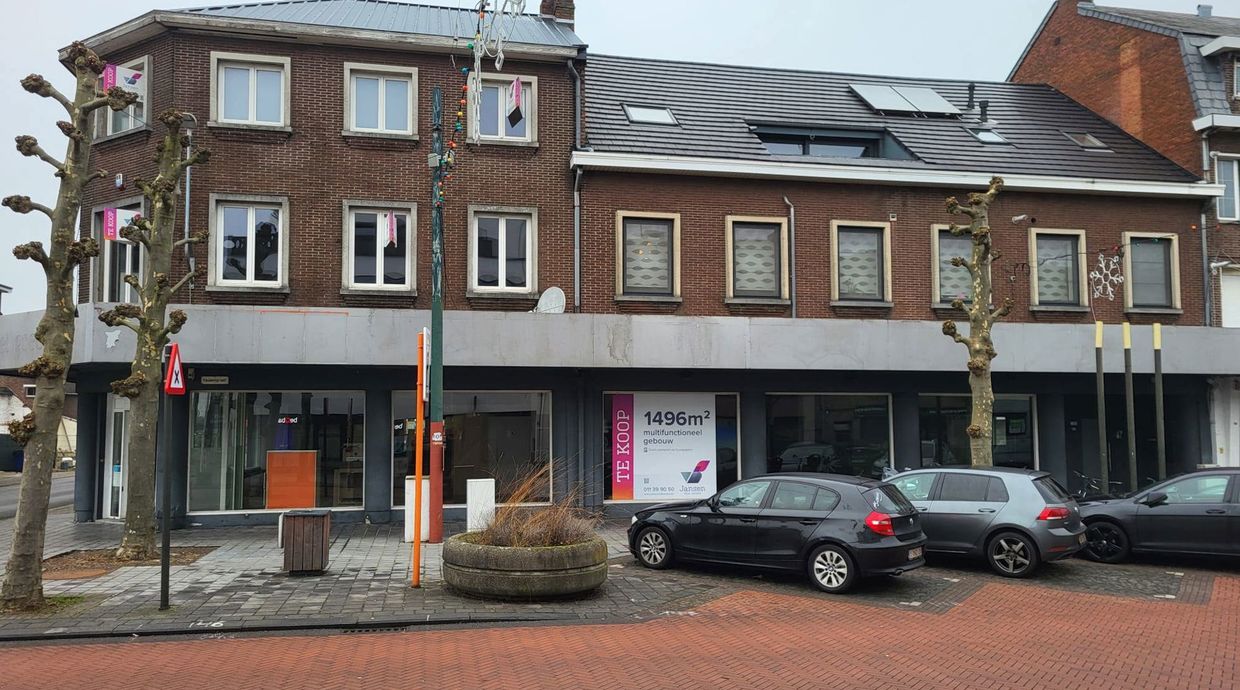 Gebouw voor gemengd gebruik te koop in Maasmechelen