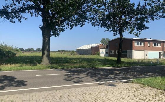 Gebouw voor gemengd gebruik te koop in Oudsbergen