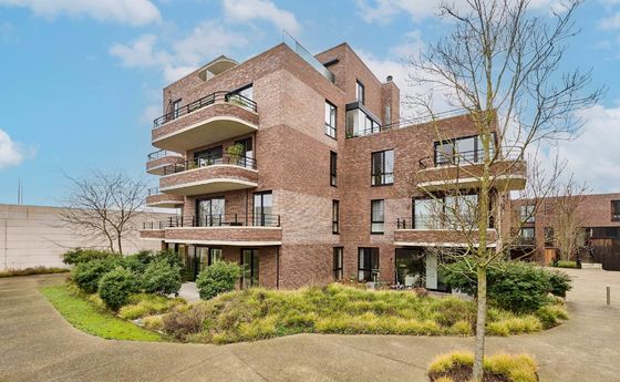 Gelijkvloerse verdieping te koop in Hasselt