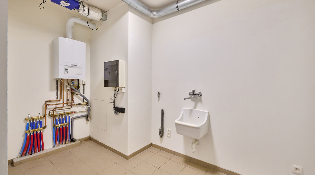 Gelijkvloerse verdieping te koop in Hasselt