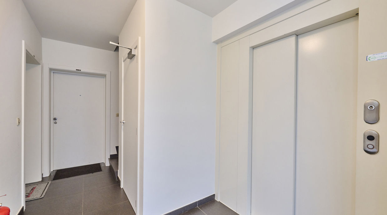 Gelijkvloerse verdieping te koop in Hasselt