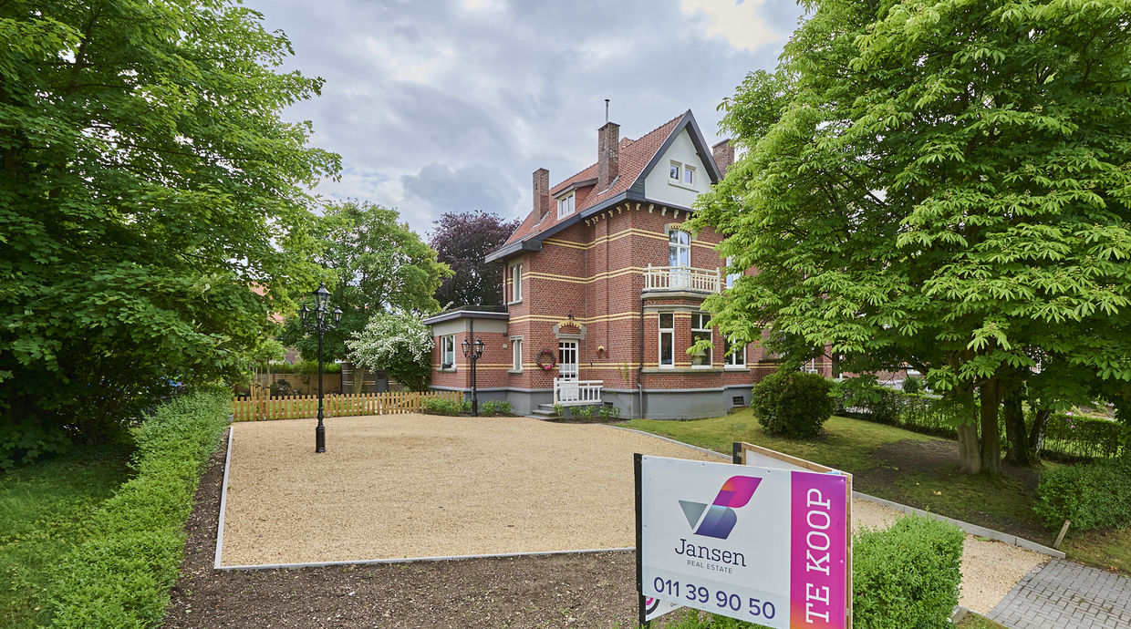 Herenhuis te koop in Genk