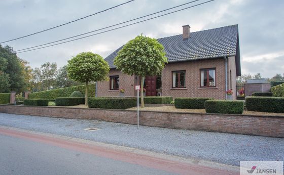 Huis te koop in Meeuwen-Gruitrode