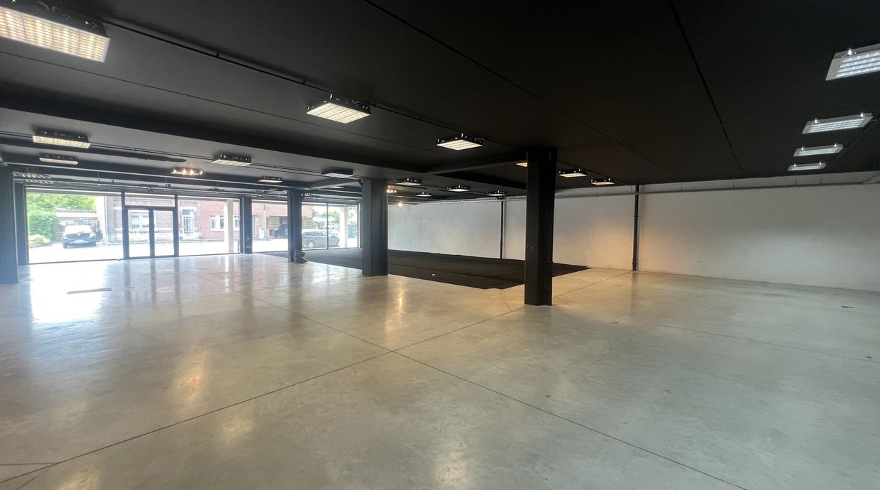 Individuele handelszaak te koop in Genk