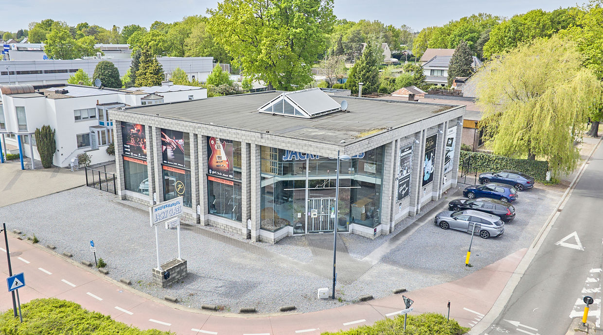 Individuele handelszaak te koop in Genk