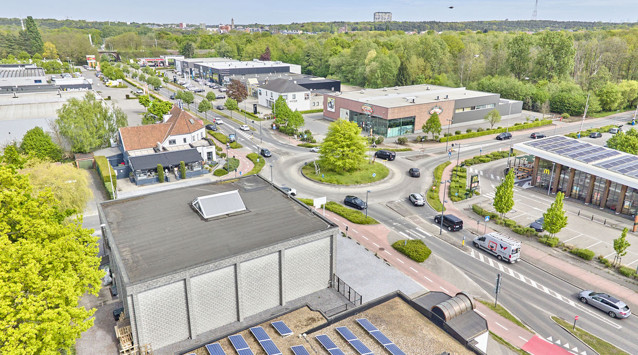 Individuele handelszaak te koop in Genk