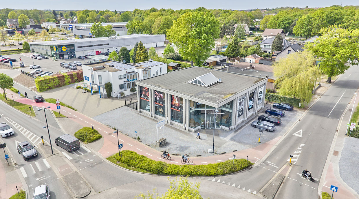Individuele handelszaak te koop in Genk