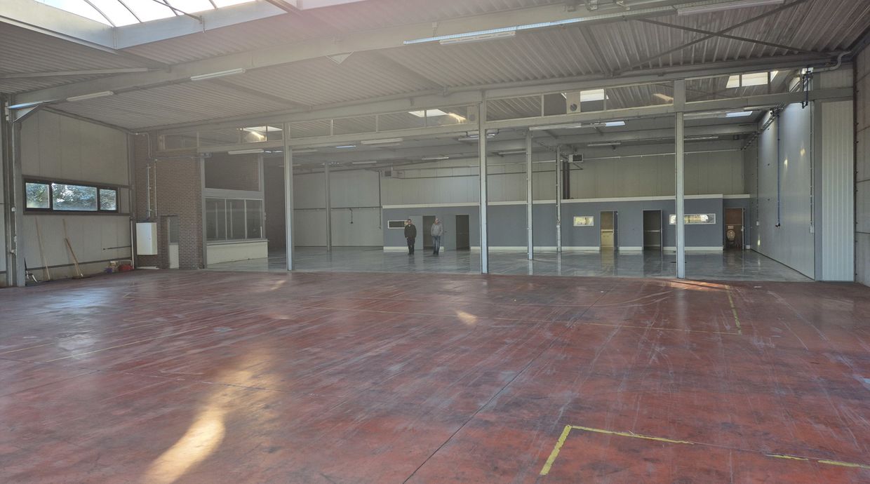 Industrieel gebouw te huur in As
