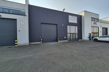 Industrieel gebouw te huur in Bilzen