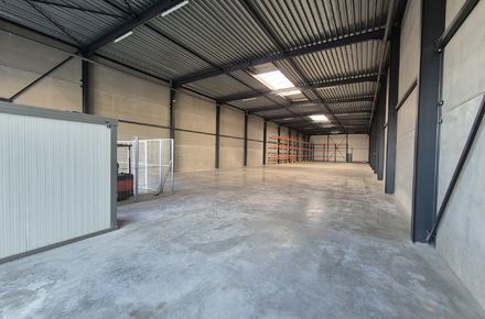 Industrieel gebouw te huur in Bilzen