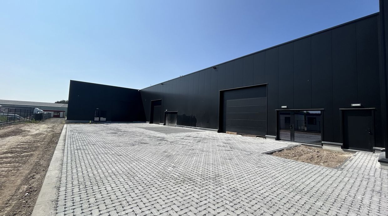 Industrieel gebouw te huur in Bocholt