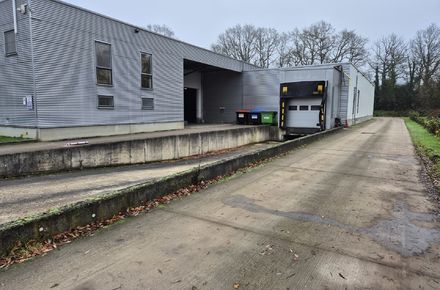 Industrieel gebouw te huur in Diest