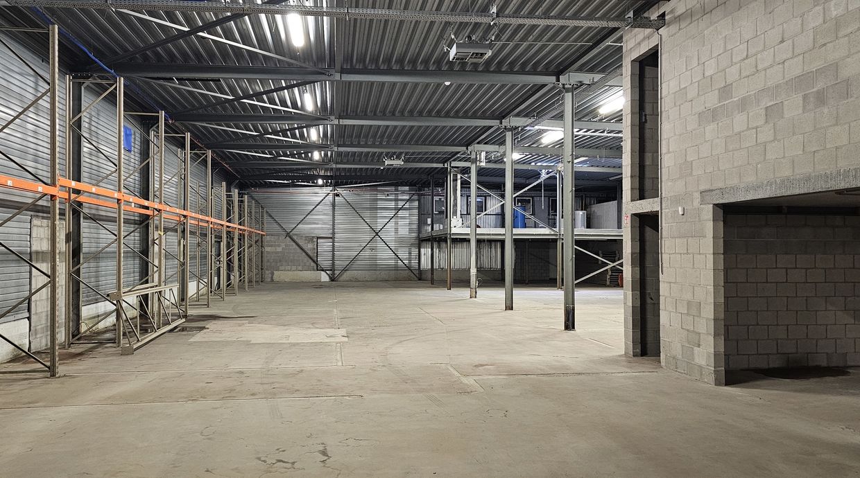 Industrieel gebouw te huur in Diest