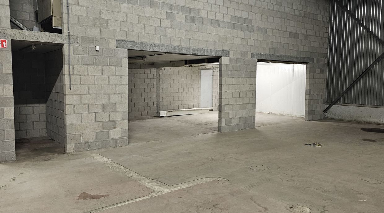 Industrieel gebouw te huur in Diest