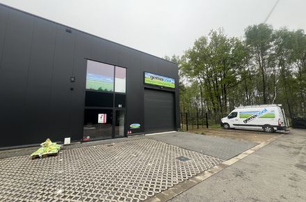 Industrieel gebouw te huur in Genk