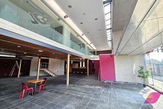 Industrieel gebouw te huur in Genk