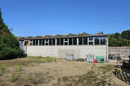 Industrieel gebouw te huur in Genk