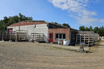 Industrieel gebouw te huur in Genk