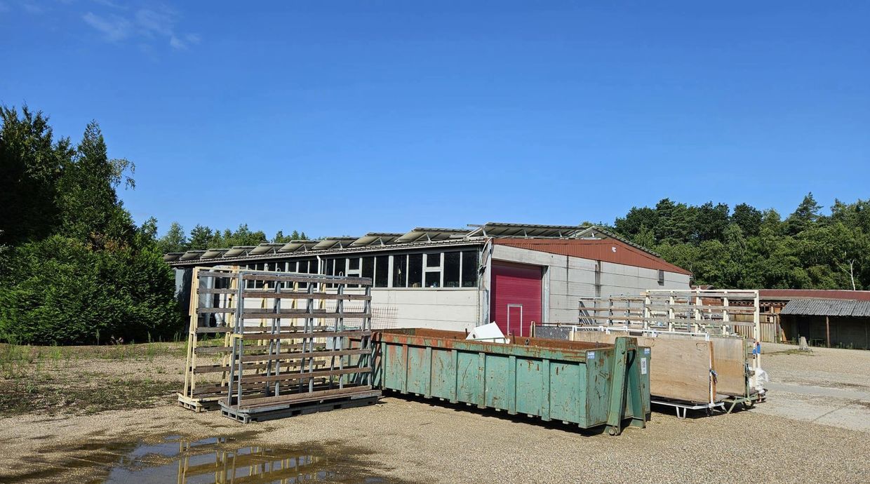 Industrieel gebouw te huur in Genk