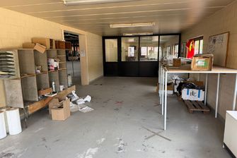 Industrieel gebouw te huur in Genk