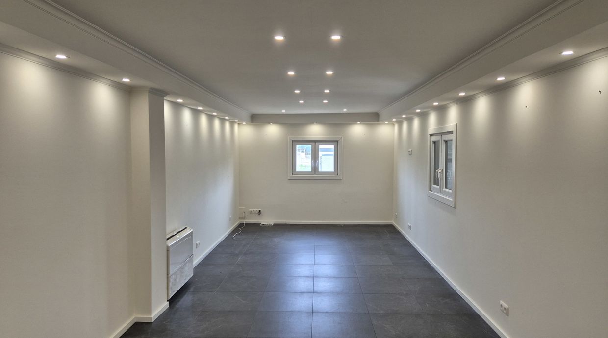 Industrieel gebouw te huur in Ham