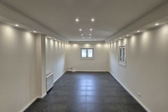 Industrieel gebouw te huur in Ham