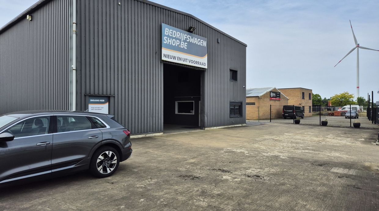 Industrieel gebouw te huur in Ham