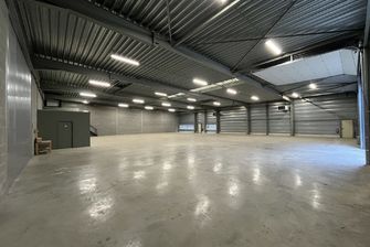 Industrieel gebouw te huur in Hasselt