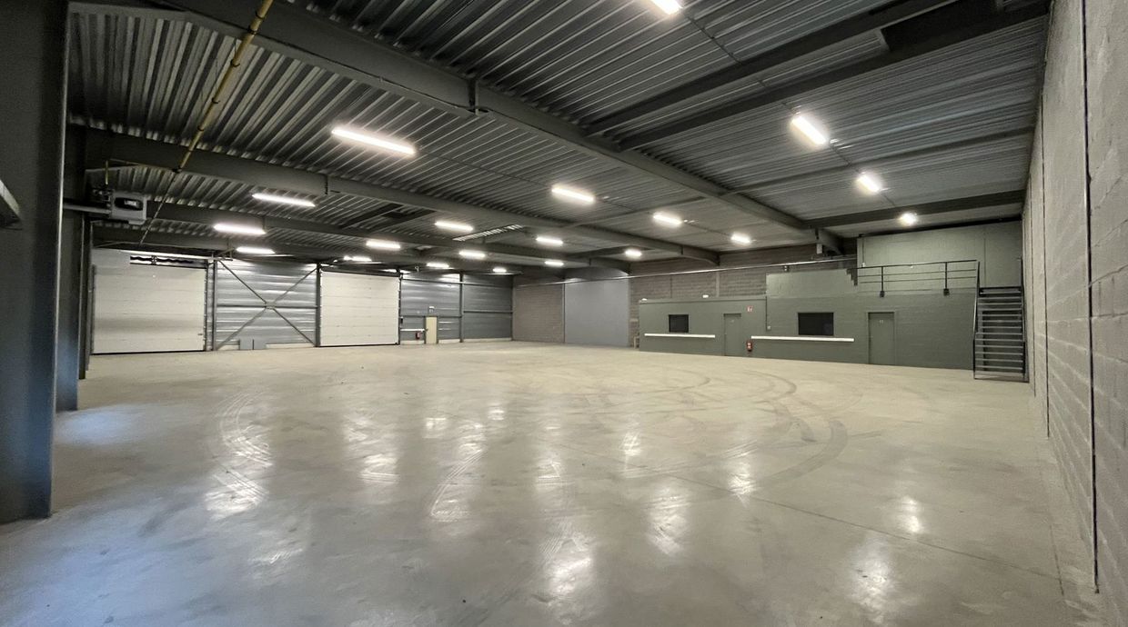 Industrieel gebouw te huur in Hasselt