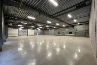 Industrieel gebouw te huur in Hasselt