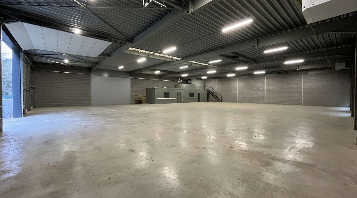Industrieel gebouw te huur in Hasselt