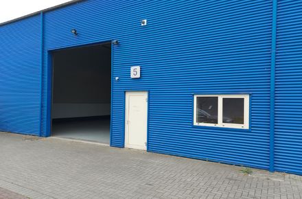 Industrieel gebouw te huur in Hasselt