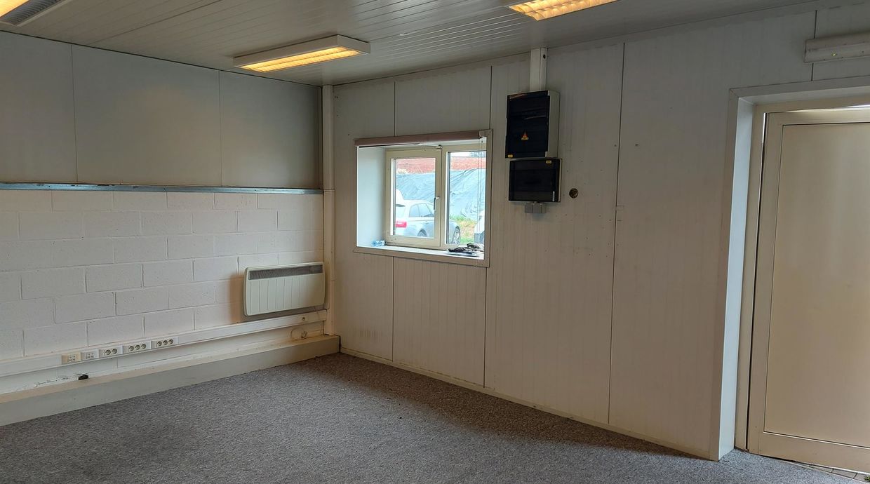 Industrieel gebouw te huur in Hasselt