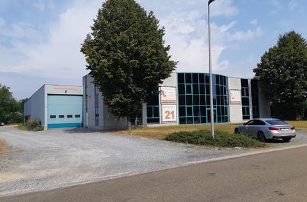 Industrieel gebouw te huur in Heusden-Zolder