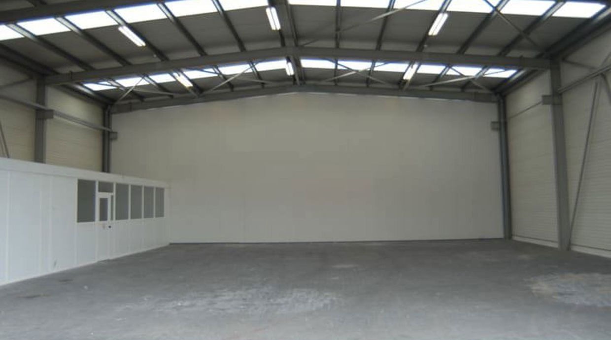 Industrieel gebouw te huur in Houthalen-Helchteren