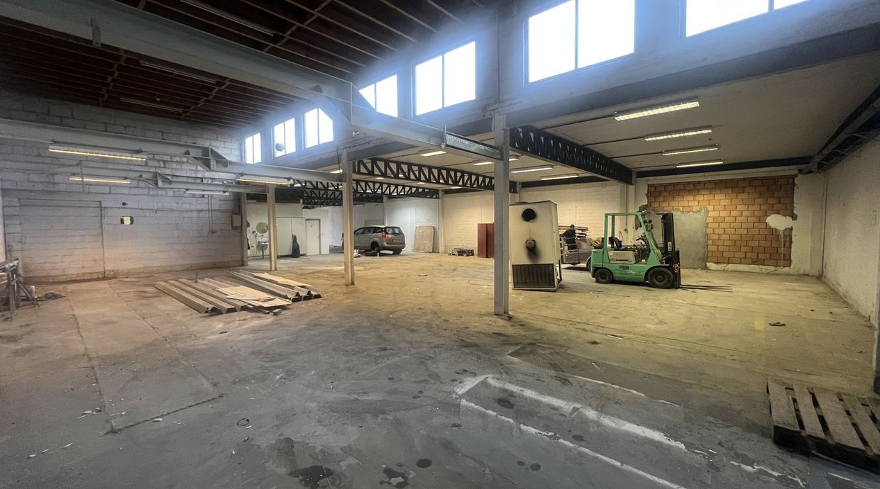 Industrieel gebouw te huur in Houthalen-Helchteren