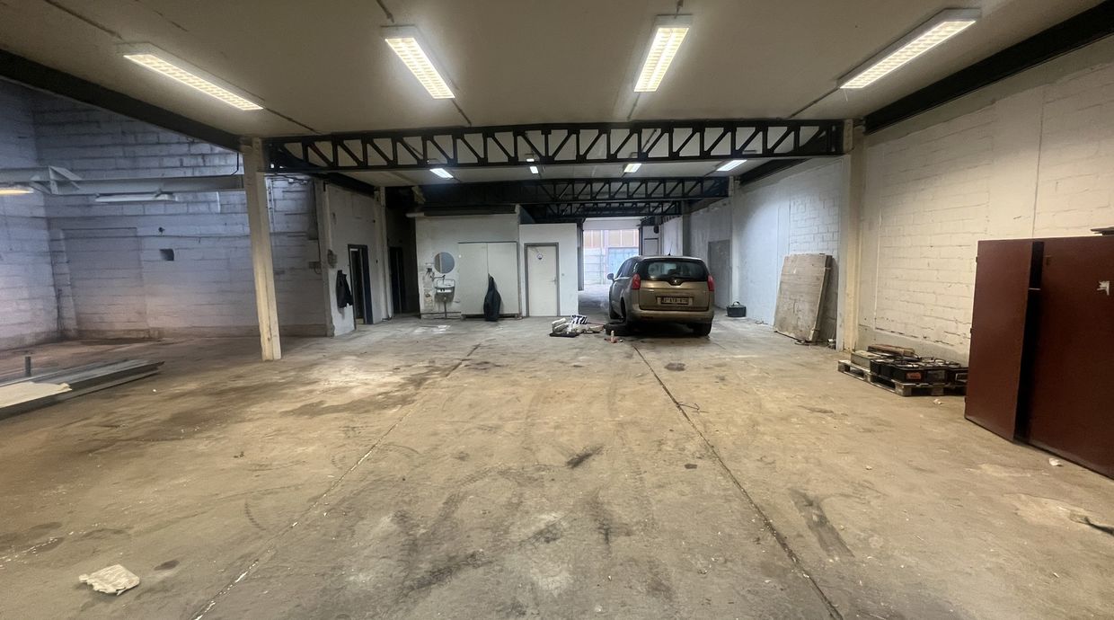 Industrieel gebouw te huur in Houthalen-Helchteren