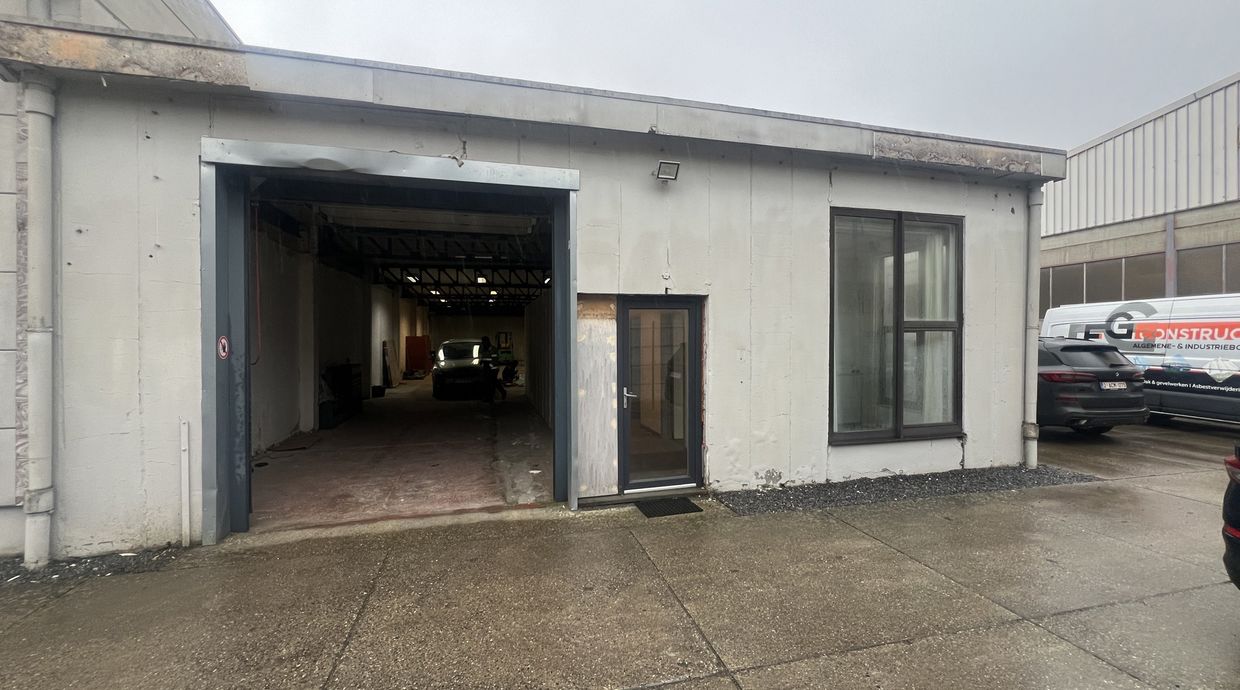 Industrieel gebouw te huur in Houthalen-Helchteren