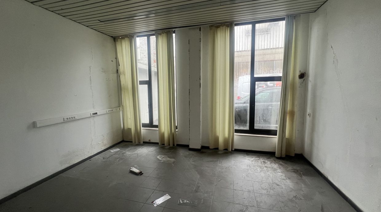 Industrieel gebouw te huur in Houthalen-Helchteren