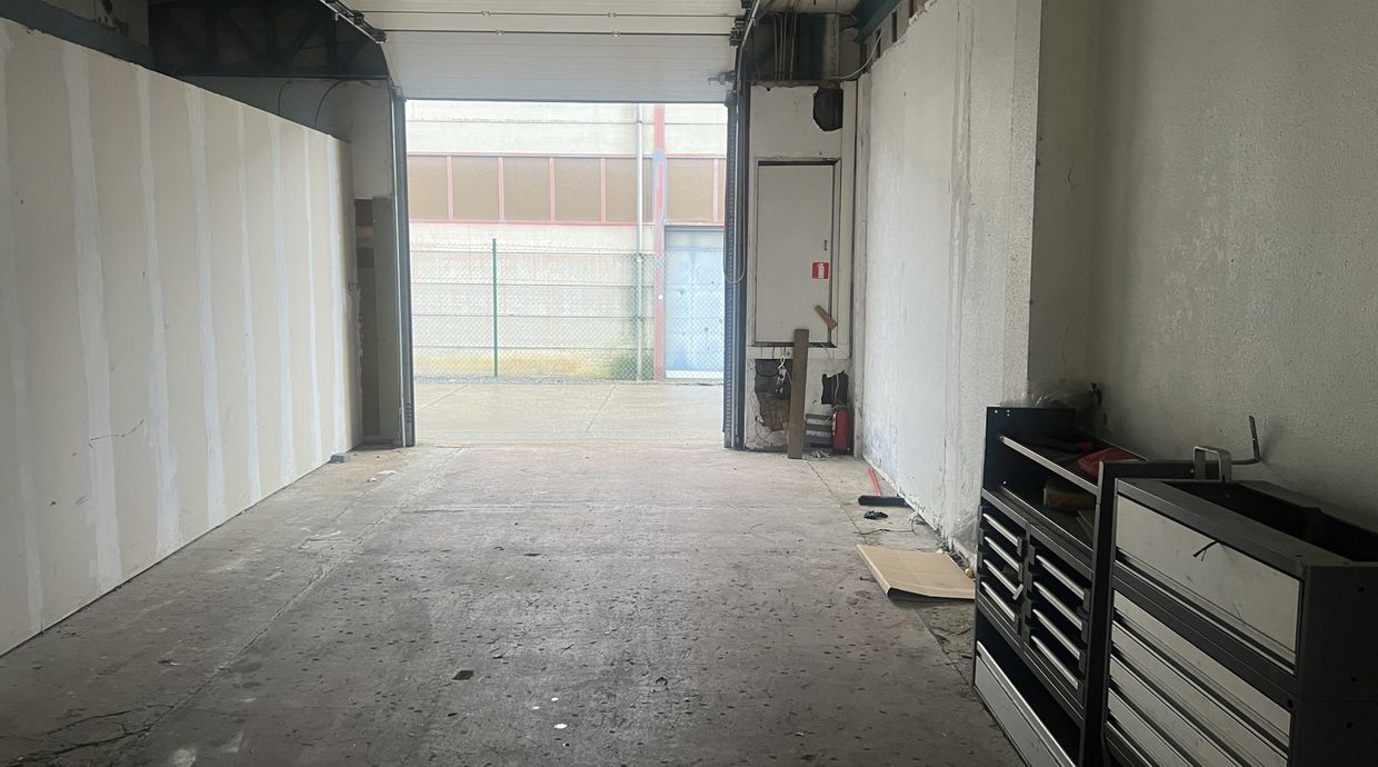 Industrieel gebouw te huur in Houthalen-Helchteren