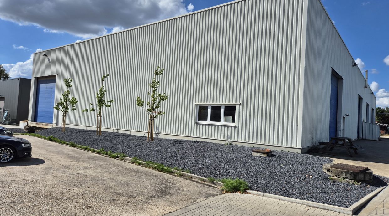 Industrieel gebouw te huur in Kaulille
